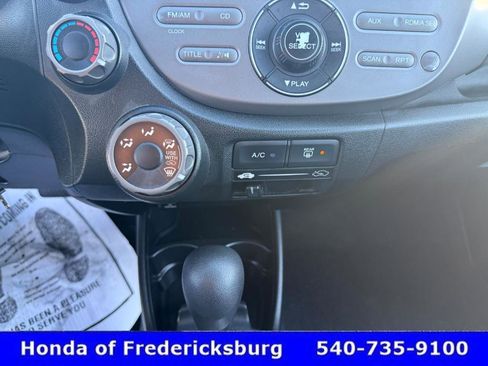 Used 2010 Honda Fit image 21