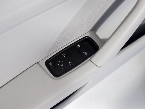 Certified 2024 Porsche 911 Carrera GTS image 15