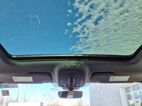 Used 2023 Audi Q3 2.0T Premium Plus w/ Premium Plus Package image 22