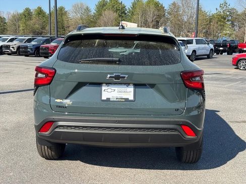 New 2026 Chevrolet Trax LT w/ Driver Confidence Package image 4