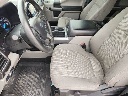 Used 2021 Ford F250 XLT w/ FX4 Off-Road Package image 12