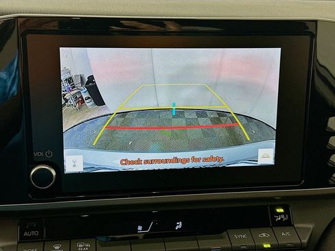 Used 2026 Toyota Camry LE w/ Convenience Package image 14