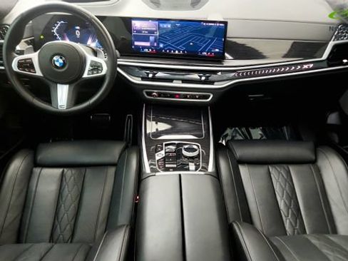 Used 2025 BMW X7 xDrive40i w/ Executive Package AWD/4WD image 55