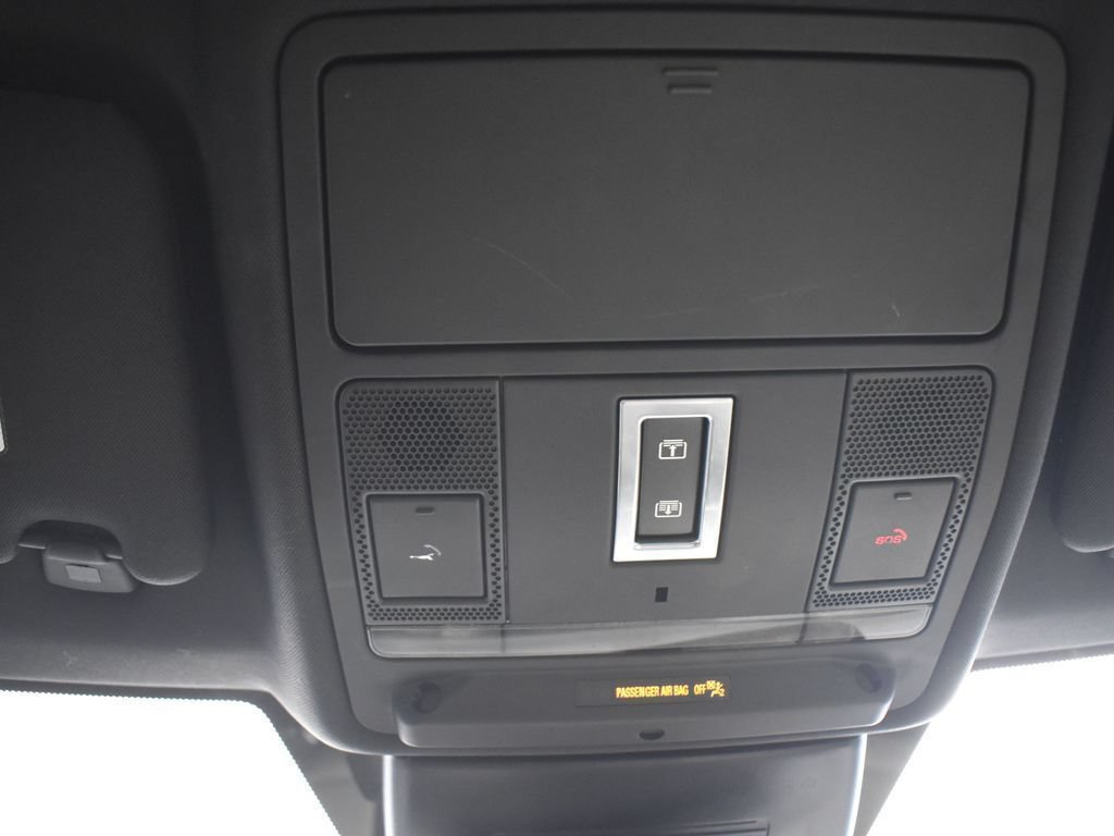 Used 2019 Land Rover Range Rover Evoque HSE Dynamic AWD/4WD image 24