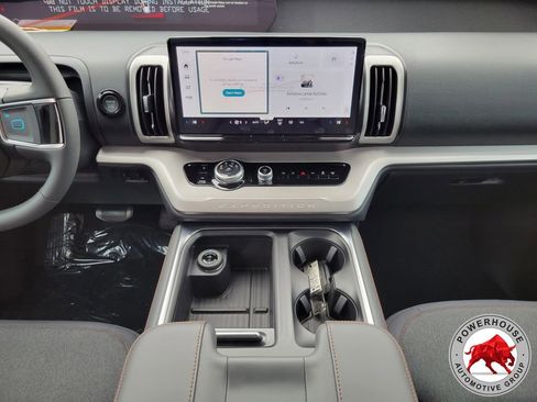 New 2025 Ford Expedition Active image 22