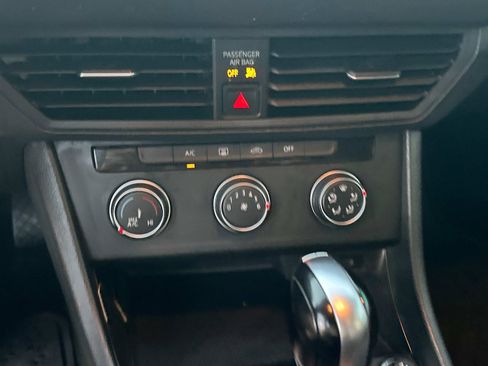 Used 2021 Volkswagen Jetta S image 20