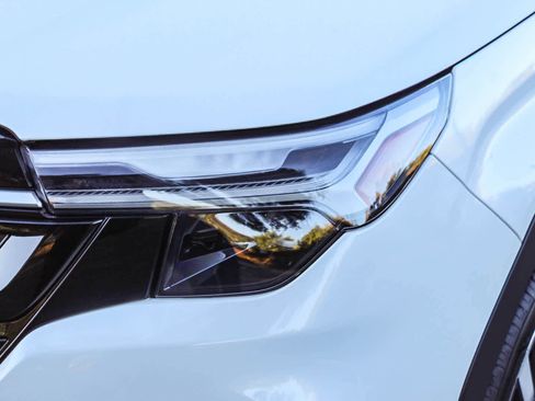 New 2025 Subaru Forester Touring image 8