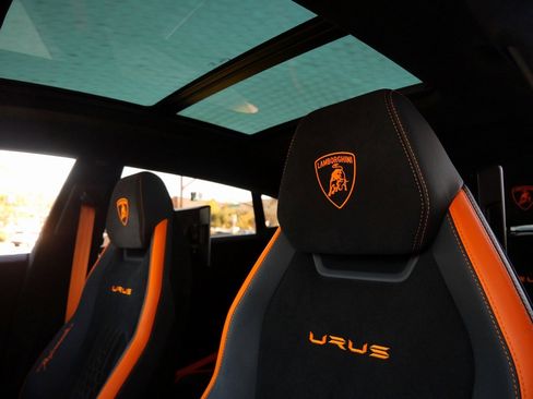 Used 2024 Lamborghini Urus Performante image 29