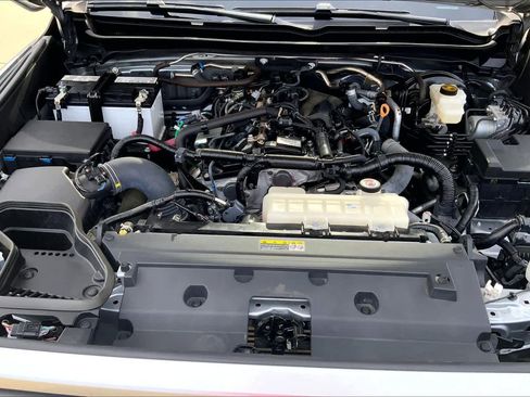 Used 2024 Toyota Tacoma SR5 RWD image 29
