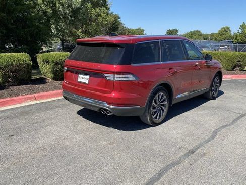 Used 2026 Lincoln Aviator AWD image 9