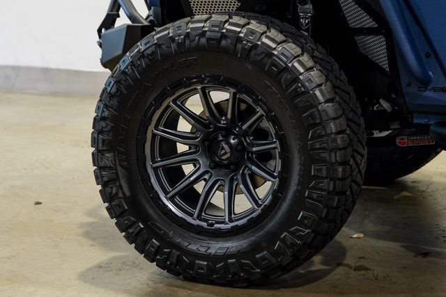 Used 2025 Jeep Wrangler Unlimited Rubicon w/ Safety Group AWD/4WD image 9
