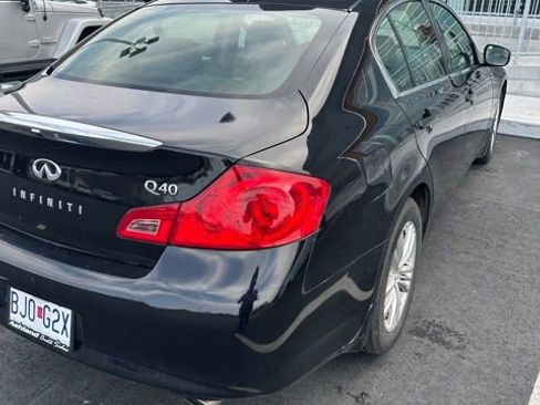 Used 2015 INFINITI Q40 AWD w/ Moonroof Package image 15