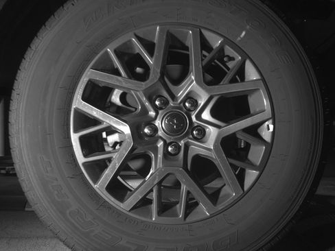 Used 2025 Jeep Wrangler Unlimited Sahara AWD/4WD image 13