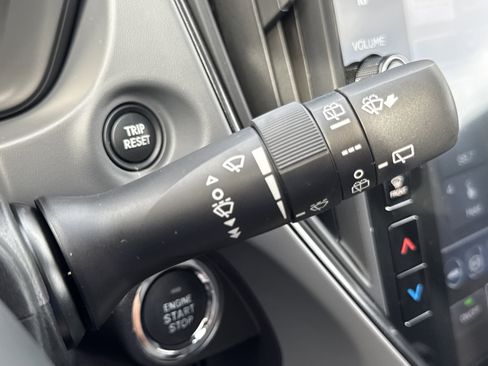 New 2026 Subaru Crosstrek 2.0i Premium image 18