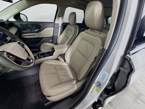 Used 2024 Lincoln Corsair Grand Touring image 26