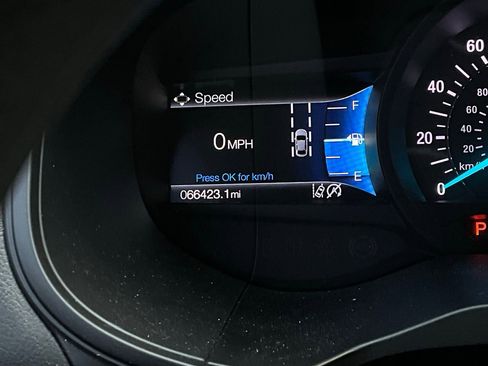 Used 2022 Ford Edge SE w/ Black Appearance Package image 37