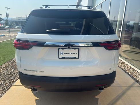 Used 2023 Chevrolet Traverse LT w/ LPO, 'HIT The Road' Package image 5