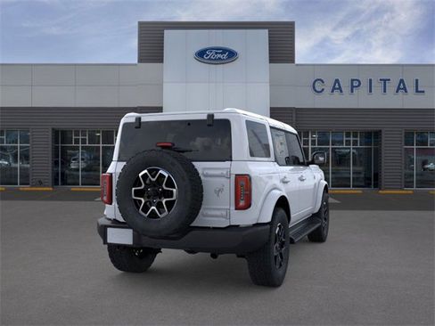 New 2025 Ford Bronco Outer Banks image 8