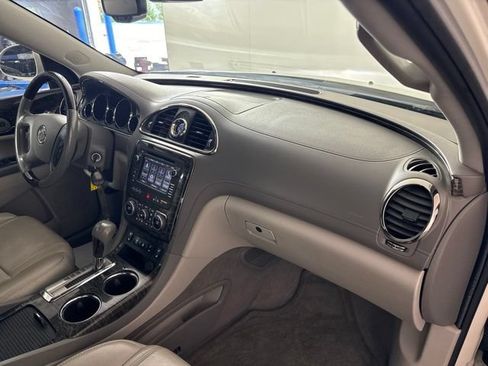 Used 2014 Buick Enclave Leather FWD image 34