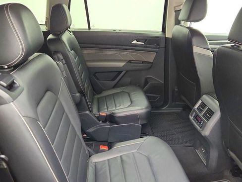 Used 2022 Volkswagen Atlas SEL Premium image 23