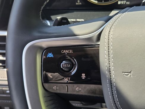 Used 2025 INFINITI QX80 Sensory AWD/4WD image 27
