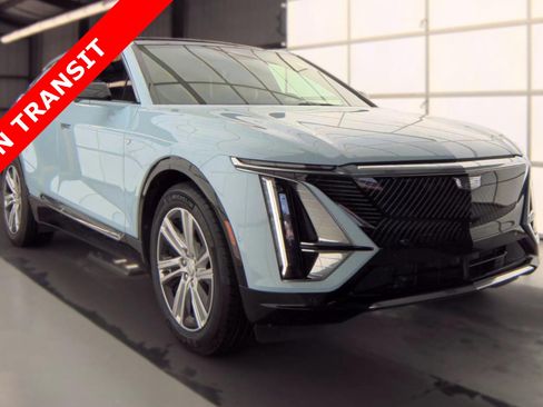 Used 2024 Cadillac Lyriq Tech w/ Driver Assist Package RWD image 5