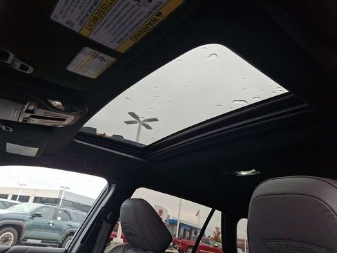 Used 2022 Subaru Outback Wilderness w/ Wilderness Package image 14