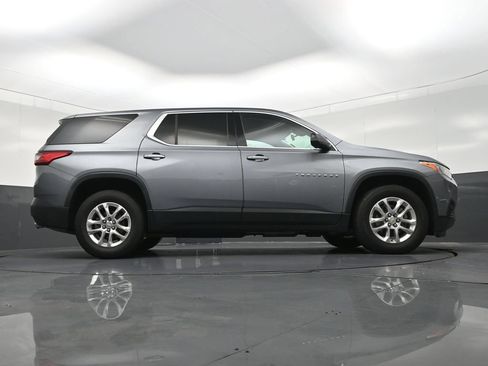 Used 2021 Chevrolet Traverse LS FWD image 28