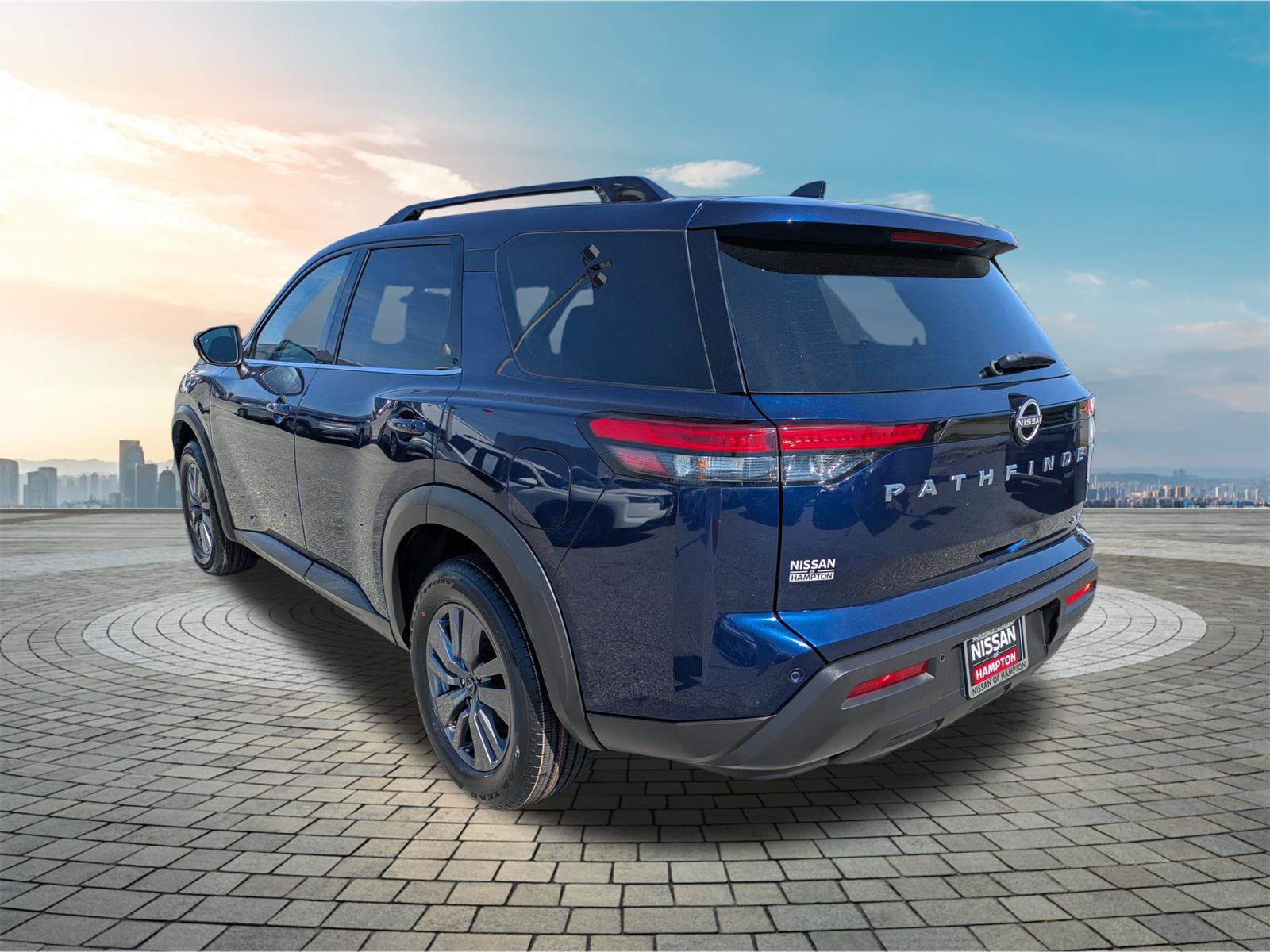 Certified 2024 Nissan Pathfinder SV FWD image 7