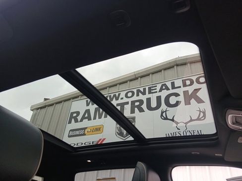 Used 2019 RAM 1500 Limited image 27