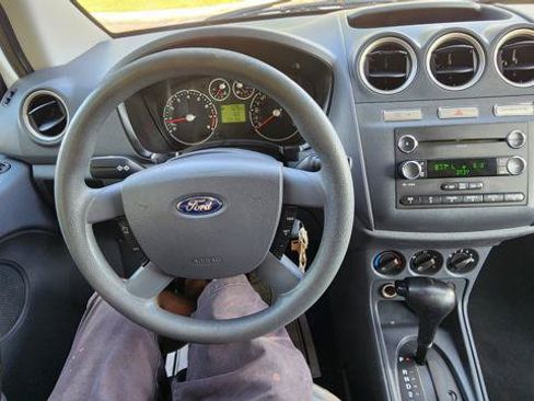 Used 2013 Ford Transit Connect XLT FWD image 25