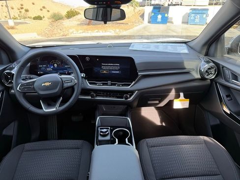 New 2026 Chevrolet Equinox LT image 16