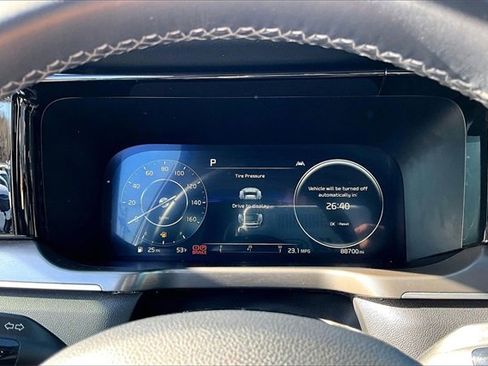 Used 2023 Kia Sorento SX image 19