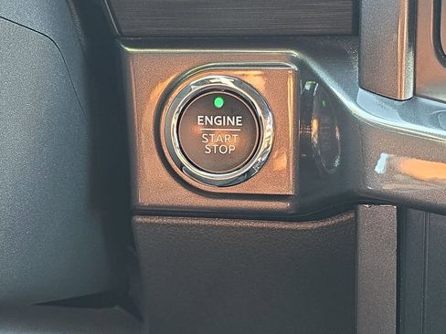 Used 2023 Ford F150 XLT w/ Equipment Group 302A High image 17