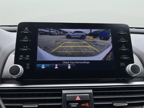 Used 2022 Honda Accord Sport image 19