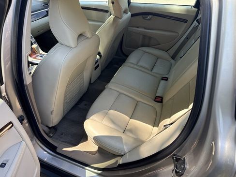 Used 2011 Volvo XC70 T6 AWD/4WD image 18