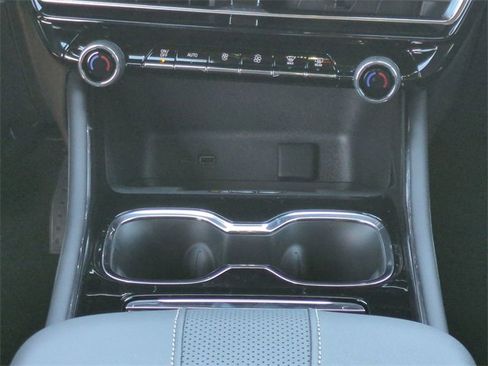 New 2026 Chevrolet Traverse High Country image 19