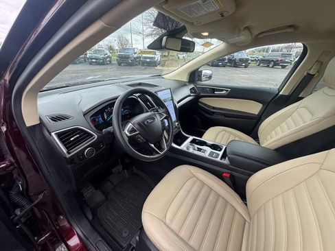 Used 2024 Ford Edge SEL w/ Convenience Package image 7