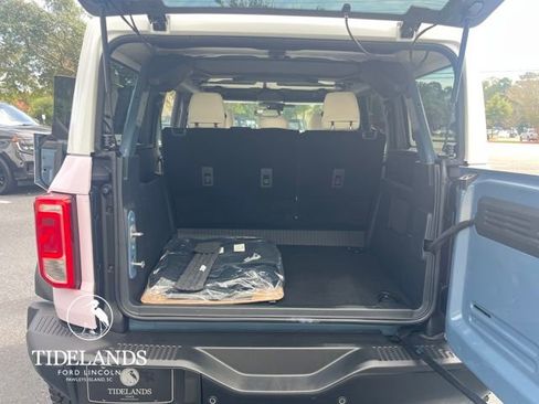 New 2025 Ford Bronco Heritage Edition image 12