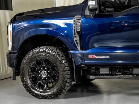 Used 2024 Ford F350 Lariat w/ Lariat Ultimate Package AWD/4WD image 12