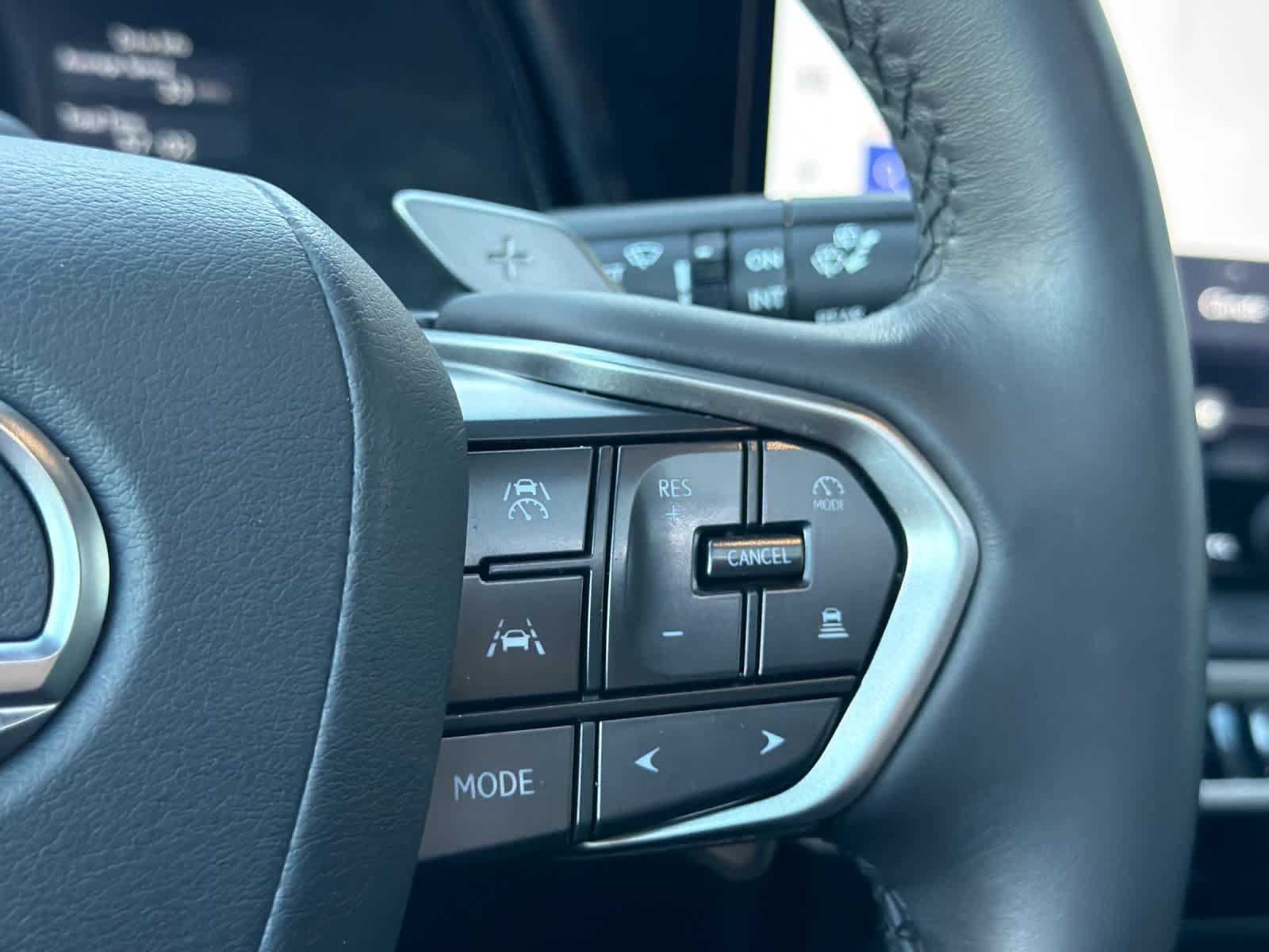 Used 2025 Lexus RX 350h w/ Convenience Package AWD/4WD image 26