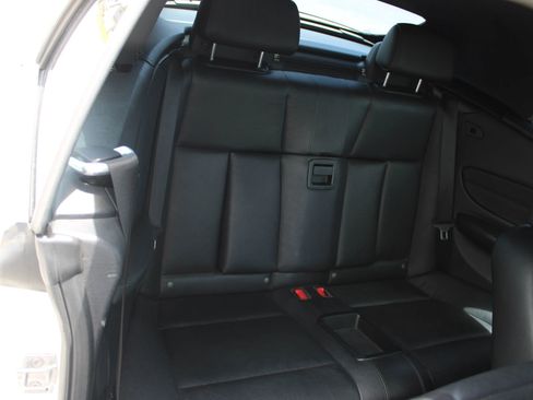 Used 2013 BMW 135i Convertible RWD image 18