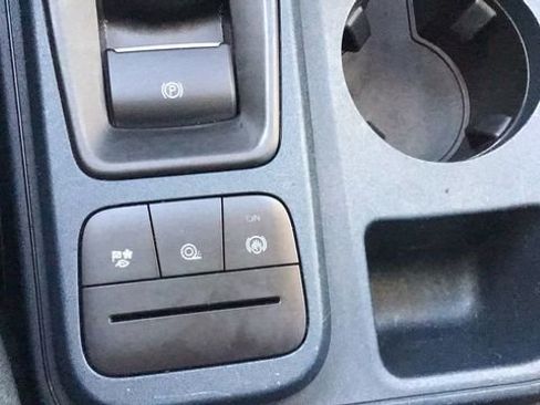 Certified 2022 Ford Maverick XLT image 35