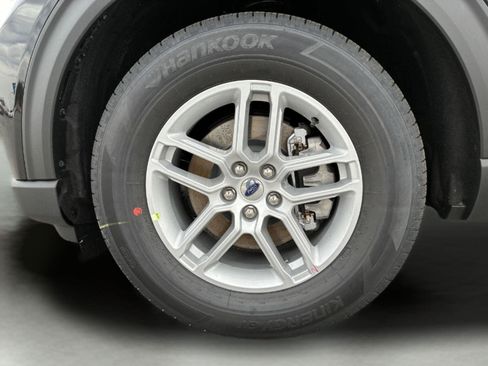New 2026 Ford Explorer Active AWD/4WD image 30