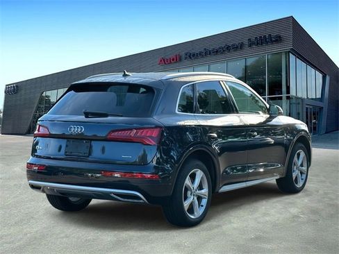 Used 2020 Audi Q5 2.0T Premium image 5