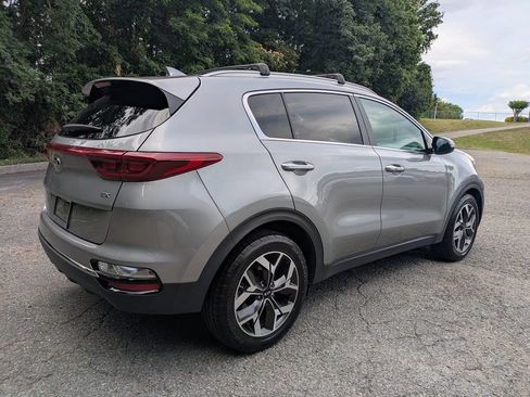 Used 2020 Kia Sportage EX FWD image 4