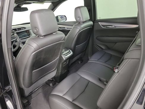 Used 2024 Cadillac XT6 Luxury FWD image 13