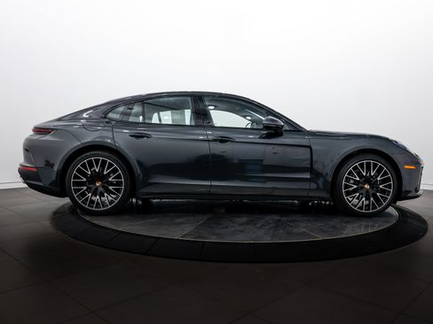 Certified 2026 Porsche Panamera 4 AWD/4WD image 8