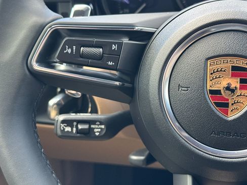 New 2026 Porsche Macan image 28