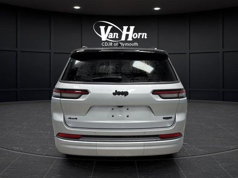 New 2026 Jeep Grand Cherokee L Summit image 4